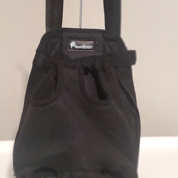 PAWBOO black pet carrier backpack - Picture 2 of 5